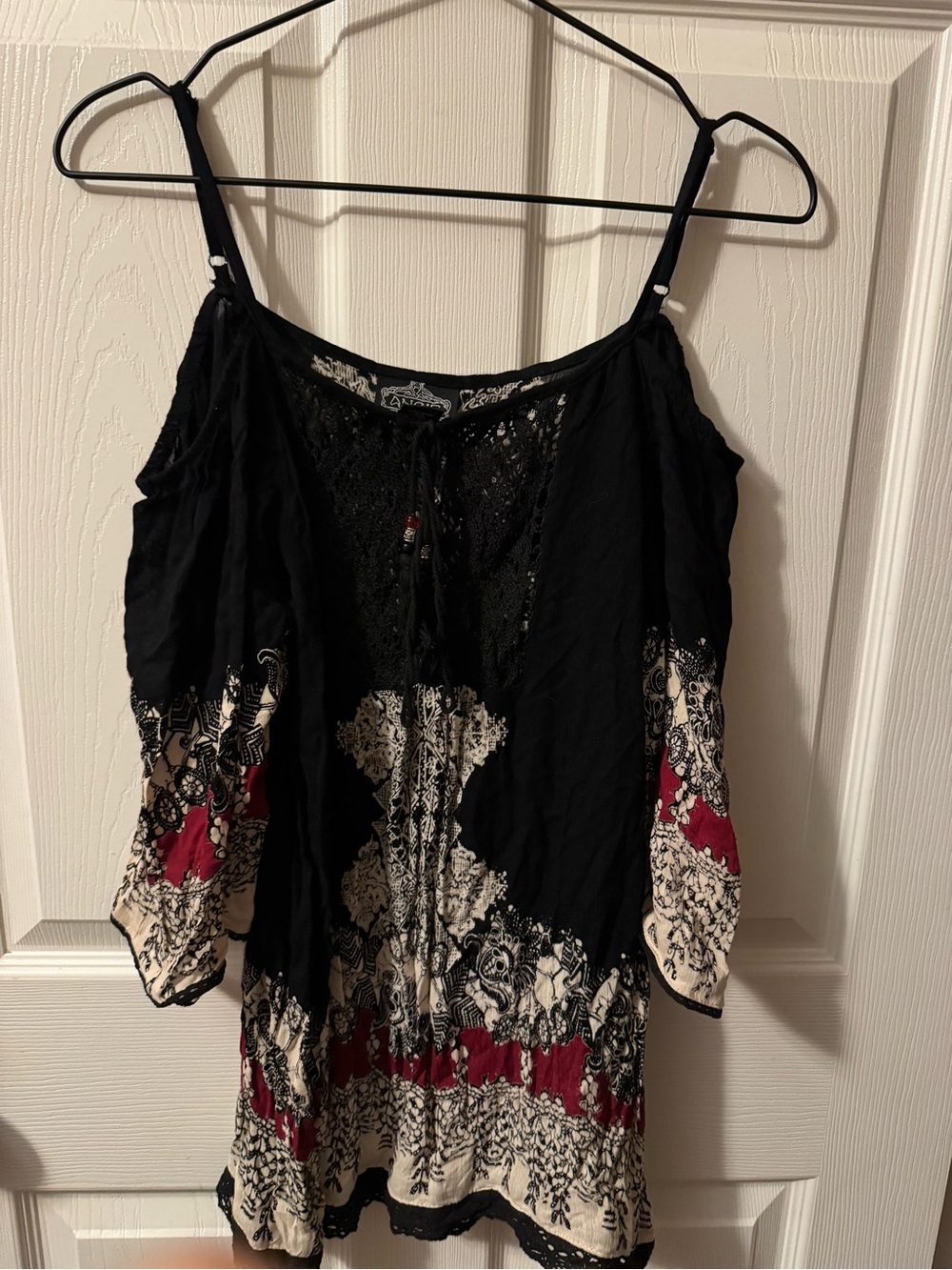 Black and Ivory Cold-Shoulder Printed Women's Top with Red Accents